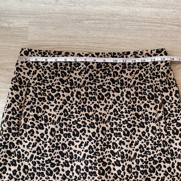LOFT | leopard print mini skirt | size 6 - Picture 8 of 10